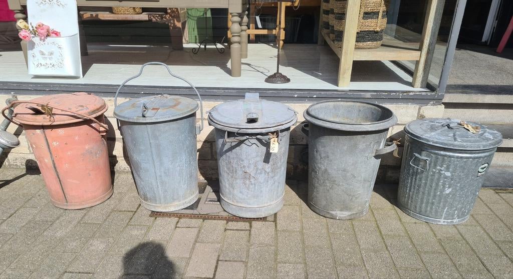 Anciennes poubelles en zinc - poubelle en zinc, Enlèvement