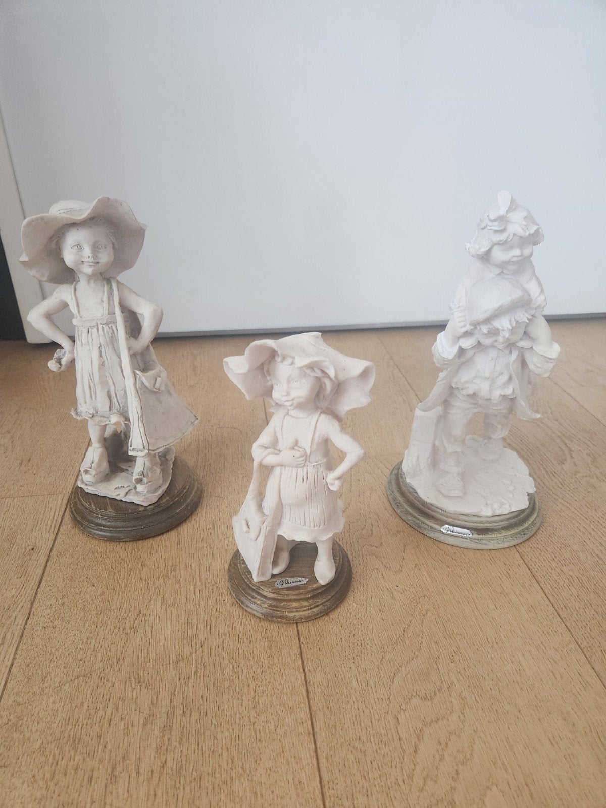 3x Giuseppe Armani 'Florence' beeldjes – In perfecte staat, Enlèvement