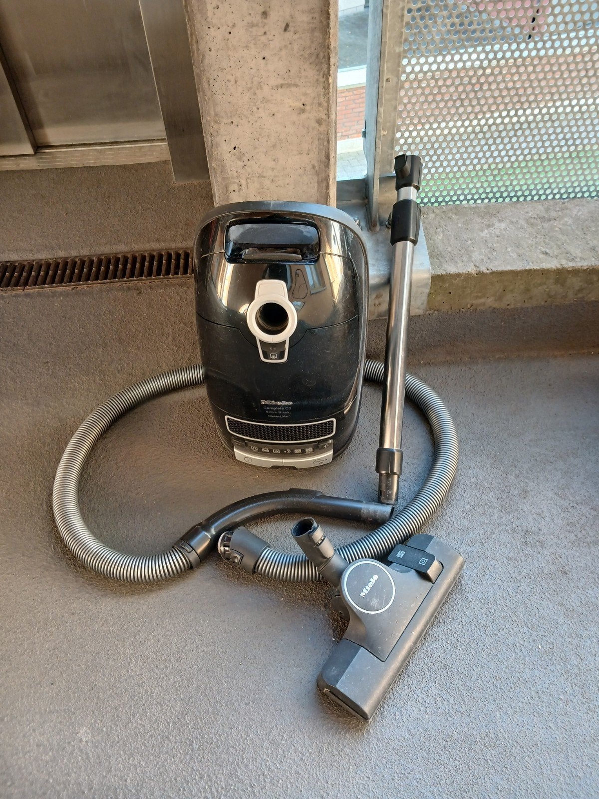 miele complete c3, Elektronische apparatuur, Ophalen of Verzenden, Gebruikt, Stofzak, Miele