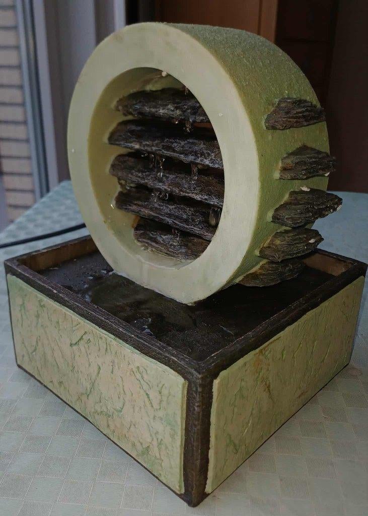 Fonteintje, Enlèvement, Comme neuf, Autres matériaux, Ornement d'eau