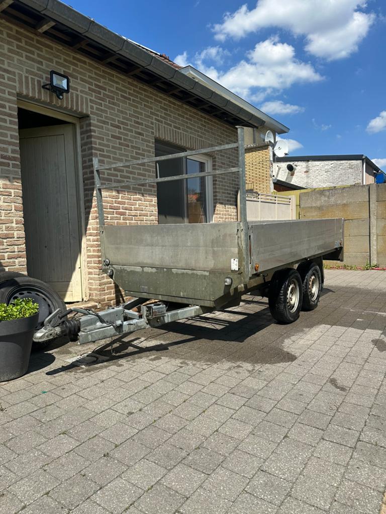 Geremde plateau aanhangwagen 2000kg, Auto diversen, Aanhangers en Bagagewagens, Ophalen of Verzenden, Zo goed als nieuw