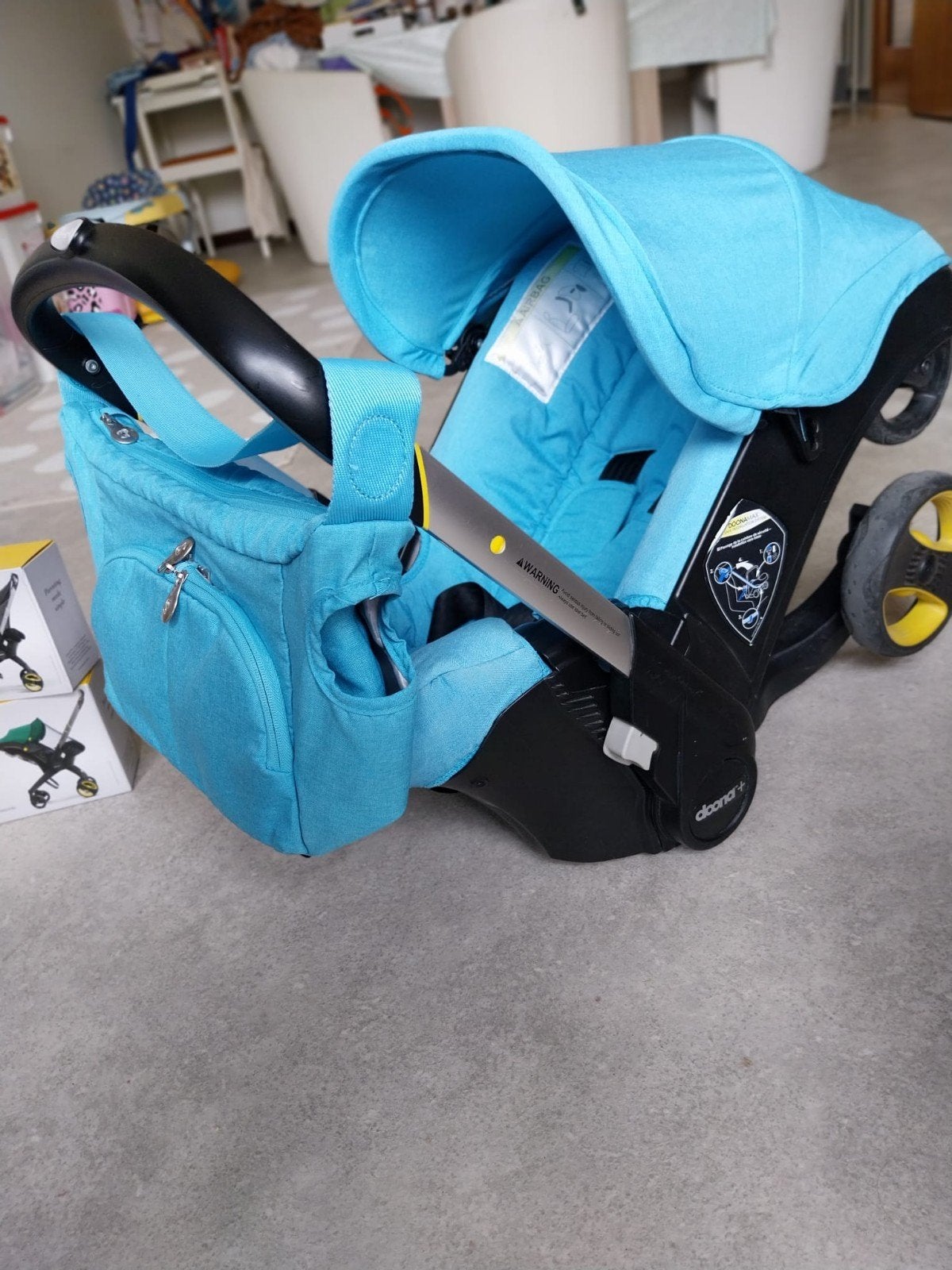 Doona stroller + bag + mosquito net + Sunshade, Enlèvement