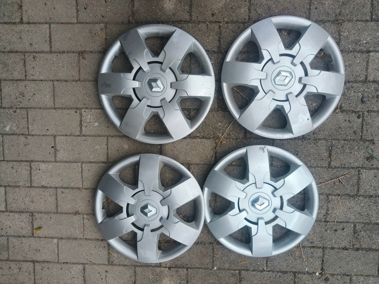 16" wieldoppen Renault, Autos : Divers, Enjoliveurs, Enlèvement