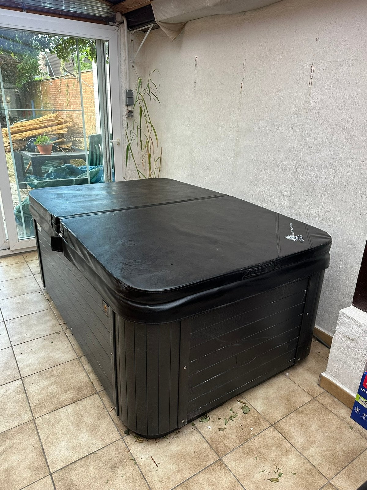 3-persoons jacuzzi, Tuin en Terras, Ophalen, Gebruikt, Filter, Vast