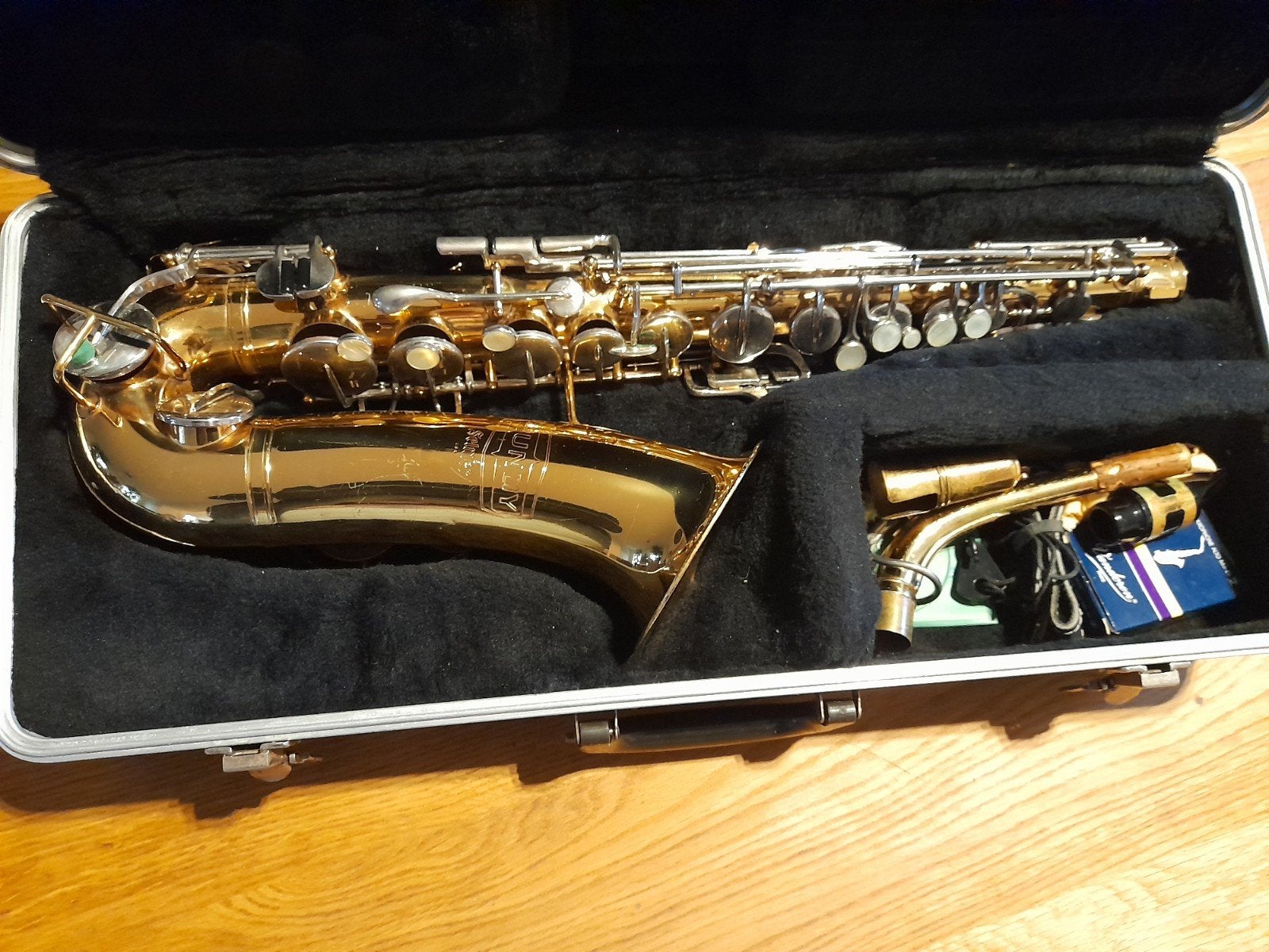 Saxophone Bundy Selmer avec étui 1976, Musique & Instruments, Enlèvement, Utilisé, Alto, Avec valise