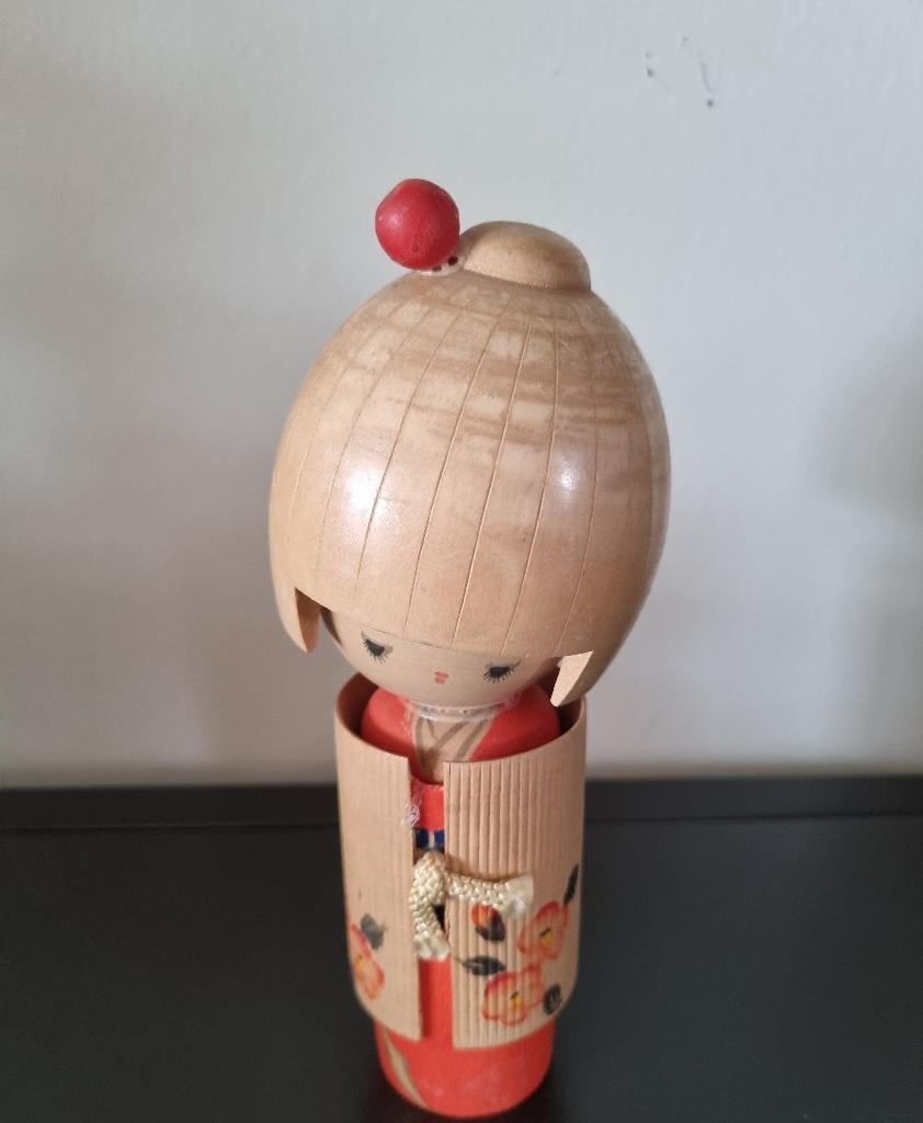 Leuke Shunju kokeshi (vermoedelijk) van Tanaka Kojo, Verzenden