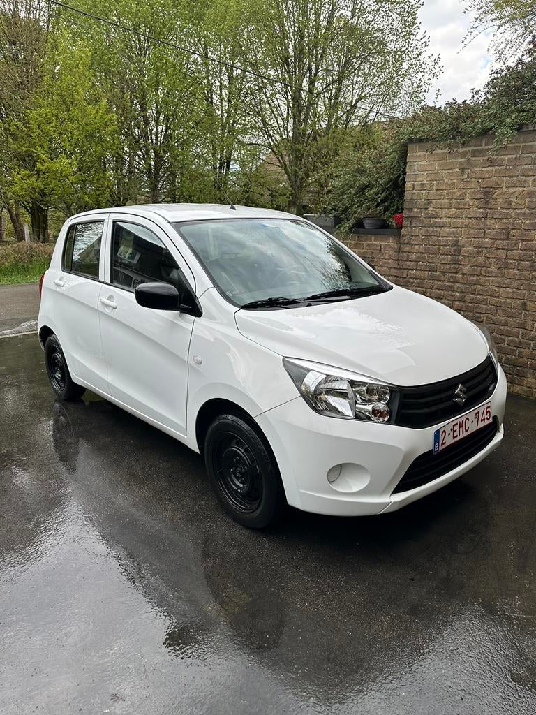 Suzuki Celerio 2015 - 57 000km - Essence - manuelle, Auto's, Stof, 50 kW, Wit, 99 g/km