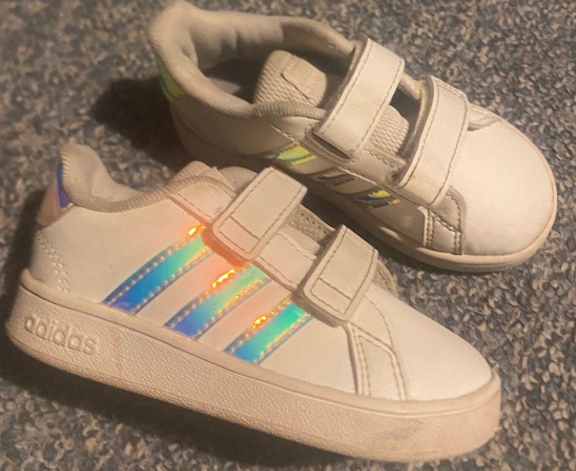 Sneakers adidas, Enlèvement, Comme neuf
