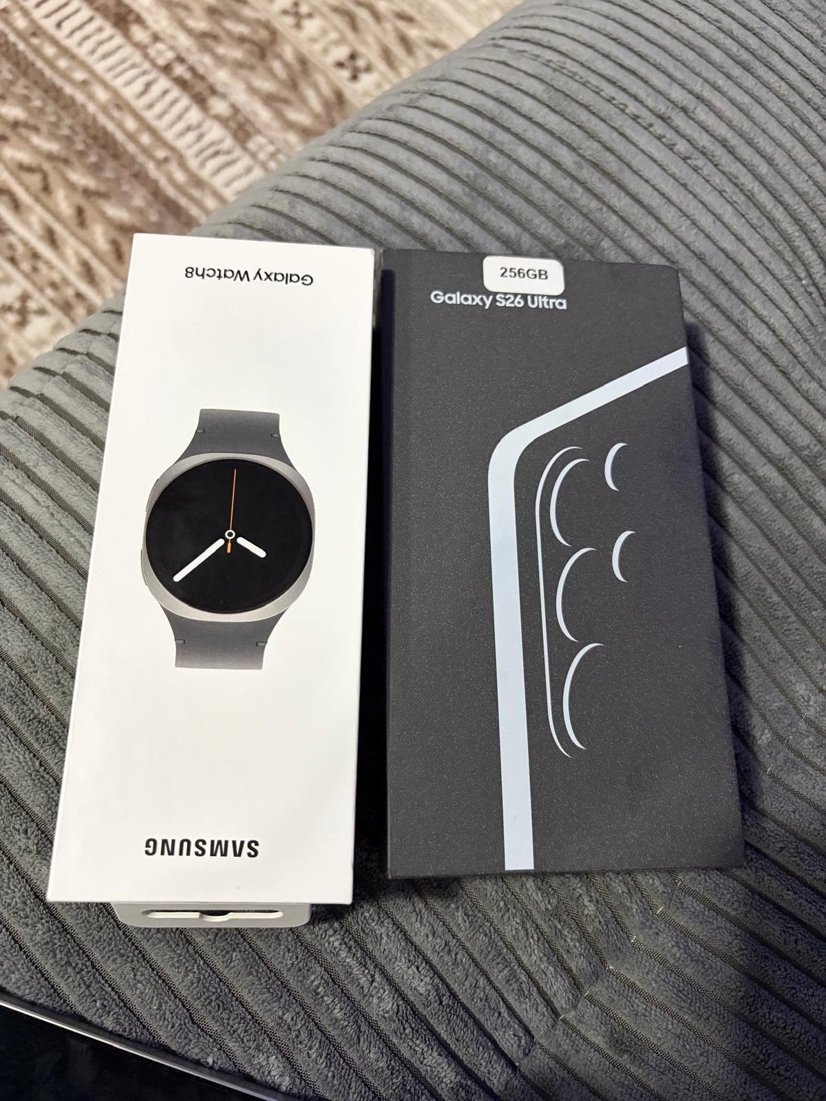 Samsung galaxy s26ultra 256 Gb+ une galaxy watch 8 , 40mm, Enlèvement ou Envoi, Samsung