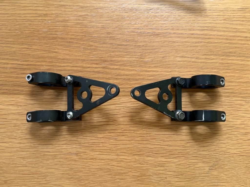 Supports d'éclairage CNC DAX/Monkey 26 mm, Vélos & Vélomoteurs, Pièces de cyclomoteur | Général, Utilisé, Phare, Enlèvement ou Envoi