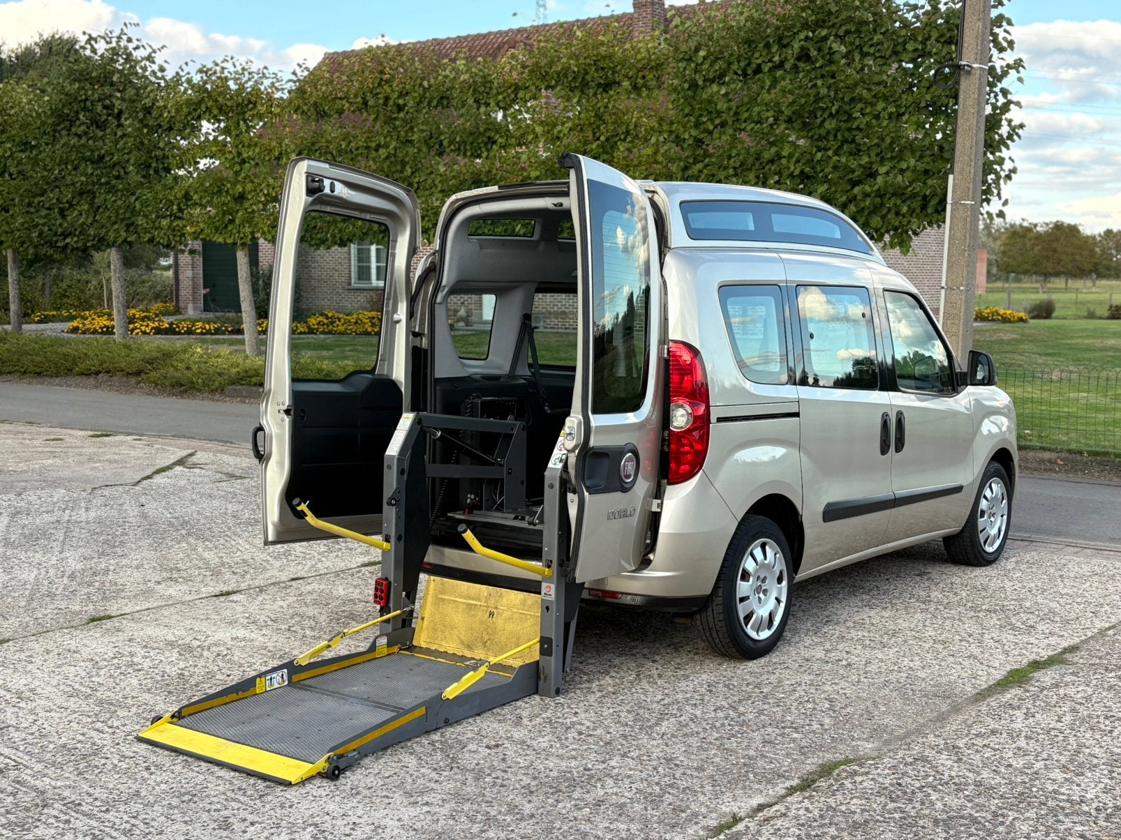 ♿️Fiat Doblo 1.6D Automaat Rolstoellift Invalide Tpmr, Euro 5, Achat, Doblo, Entreprise
