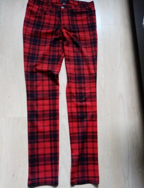 Mango : zwart rood ruiten skinny broek , mt M, Maat 38/40 (M), Mango, Ophalen of Verzenden, Zo goed als nieuw