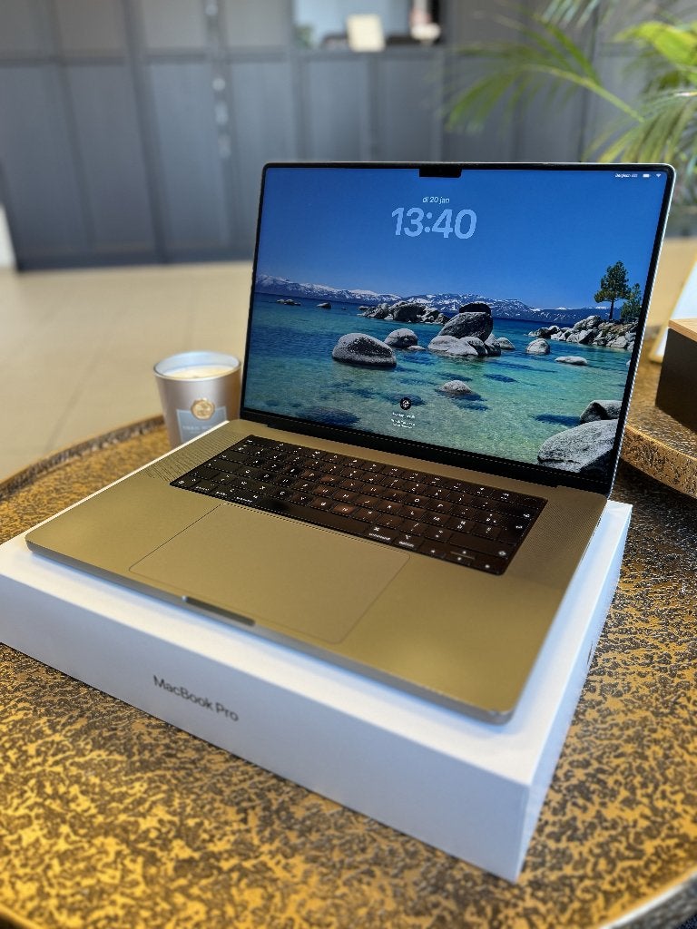 Apple MacBook M1 Pro - 16 Inch - 1TB - 16GB (gereserveerd), Informatique & Logiciels, 16 pouces, Utilisé, 1 TB ou plus, Azerty