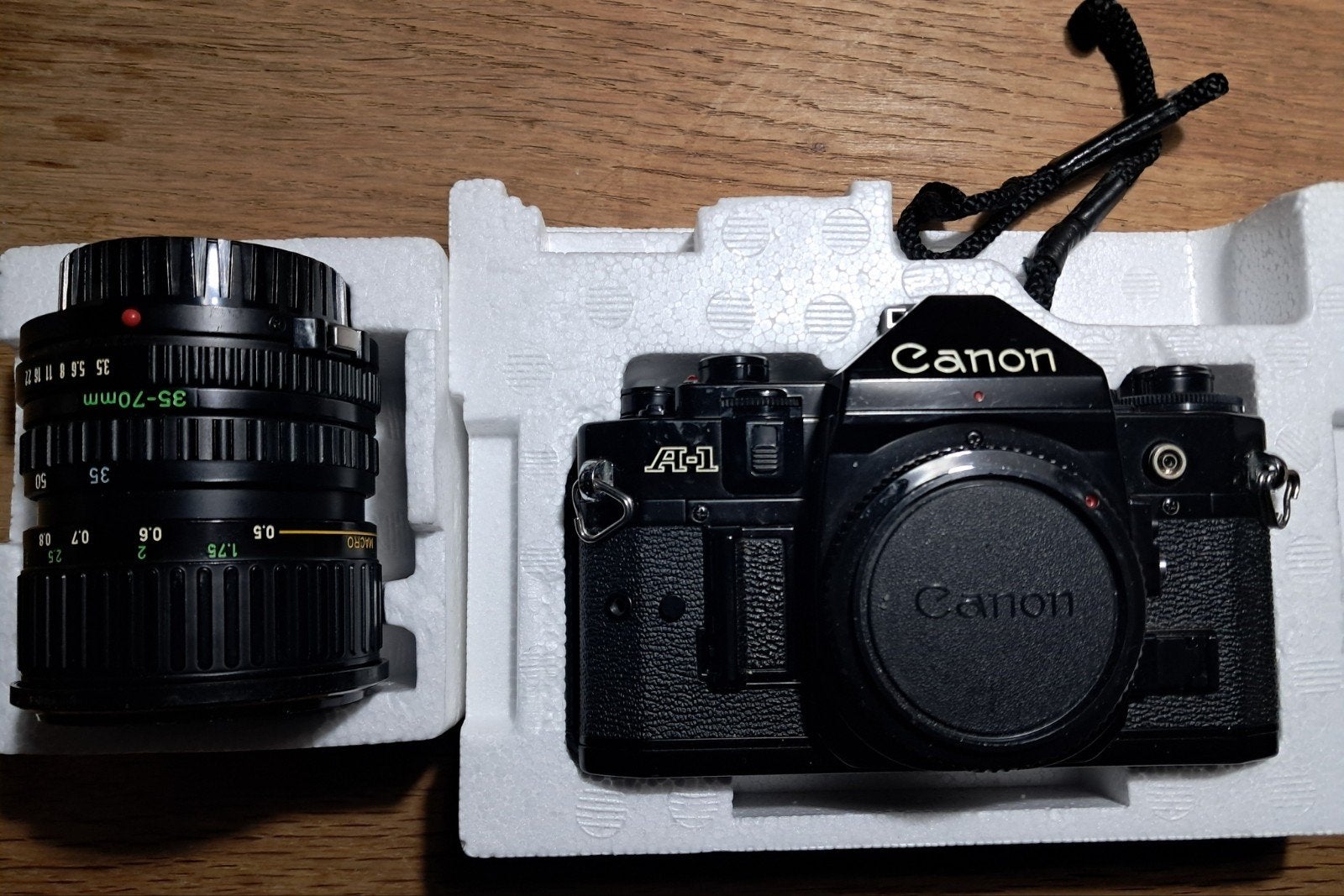Te koop Canon A1 + FD 35-70, Ophalen, Zo goed als nieuw, Canon