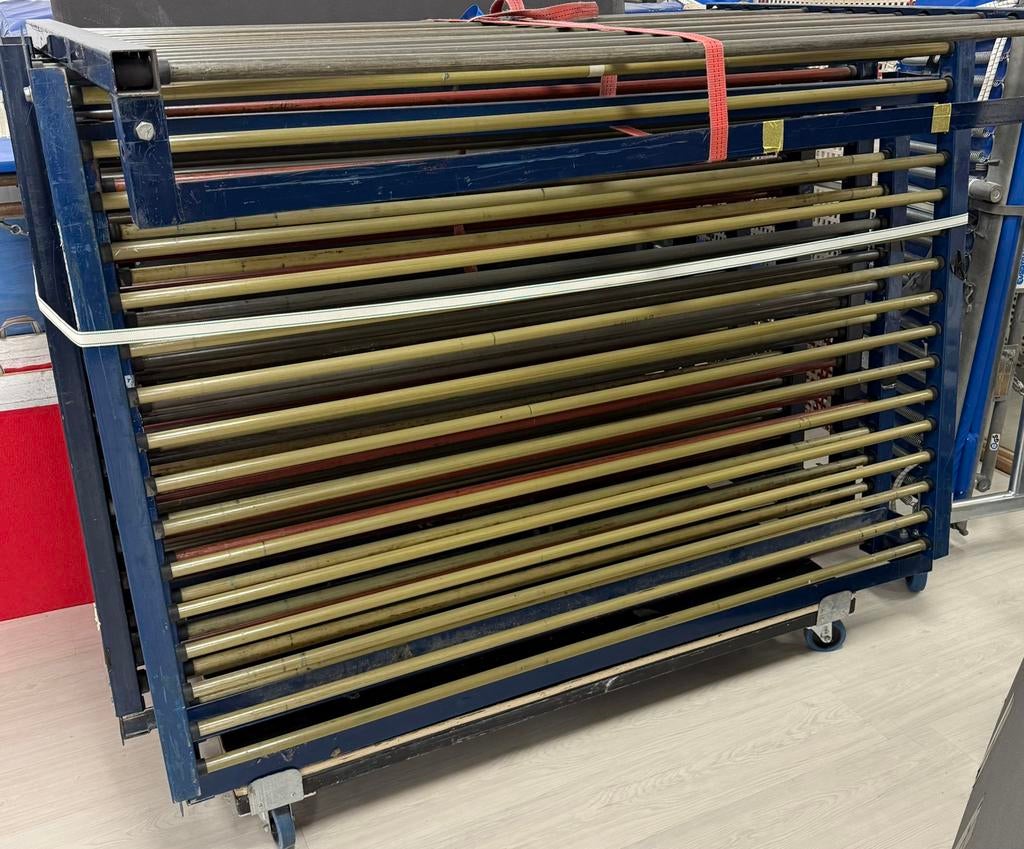 Piste de tumbling en fibre de verre, Enlèvement, Utilisé, Matériel