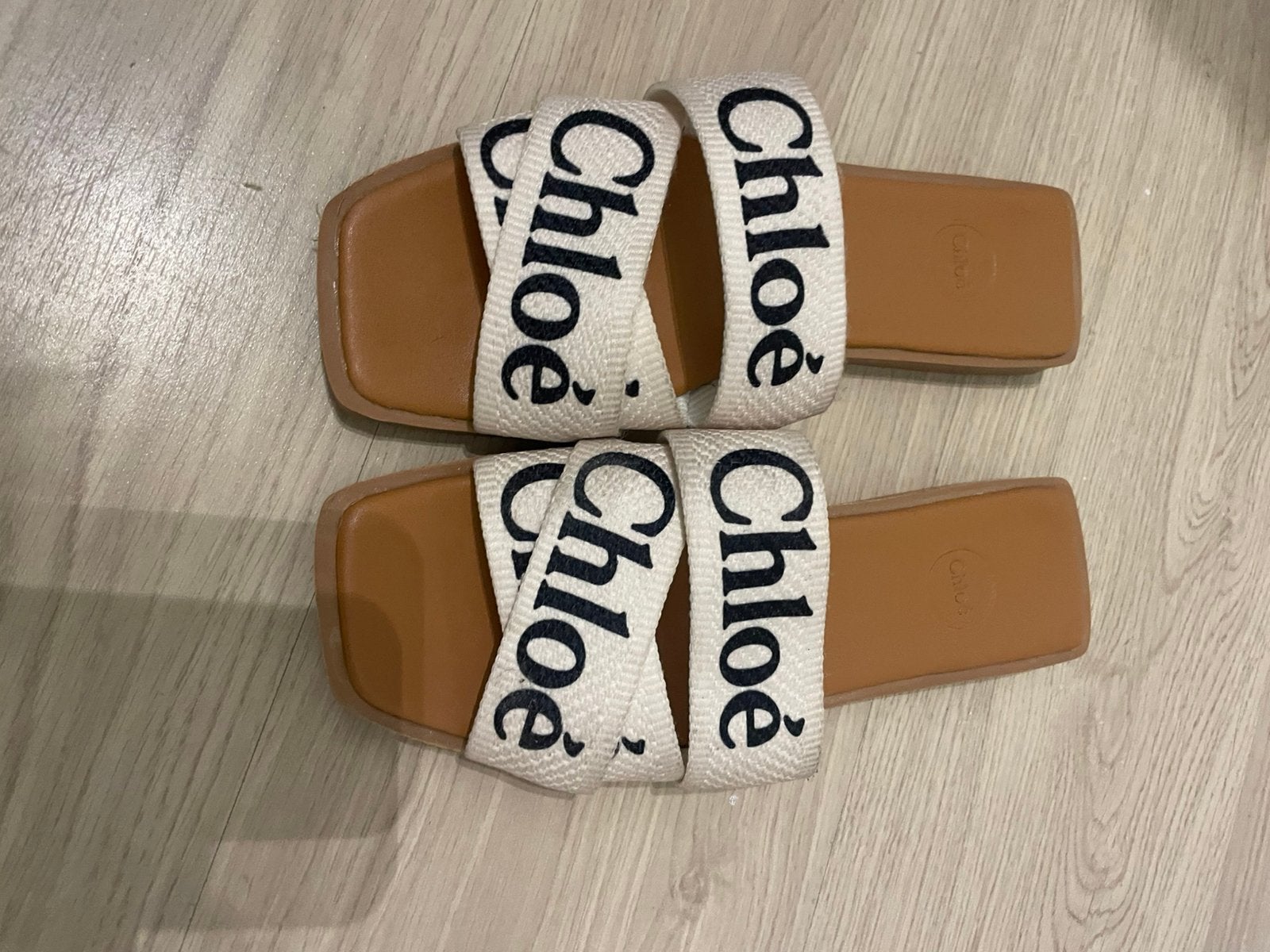 Leuke slippers maat 40, Enlèvement ou Envoi, Sandales de bain