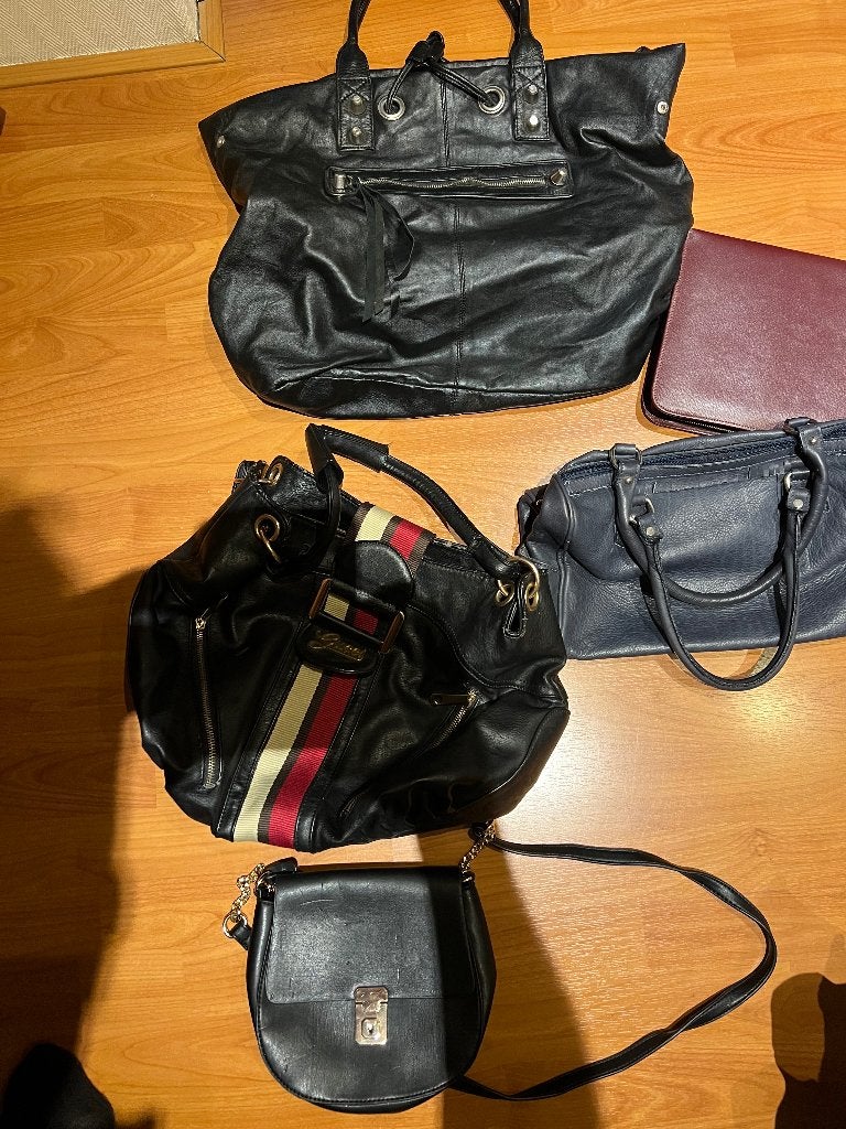 Handtassen lot, Handtassen en Accessoires, Tassen | Damestassen, Ophalen of Verzenden, Zo goed als nieuw, Zwart, Overige typen