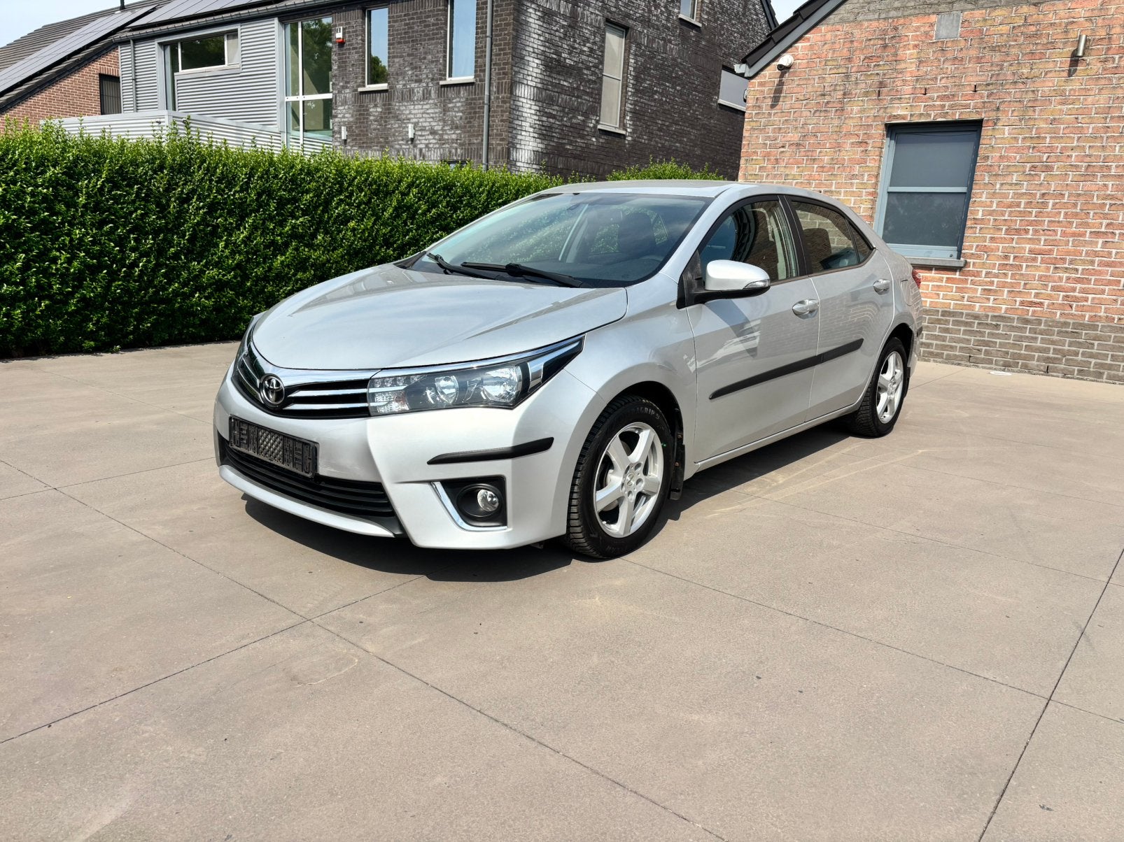 TOYOTA, Auto's, Voorwielaandrijving, Stof, Zwart, 4 cilinders