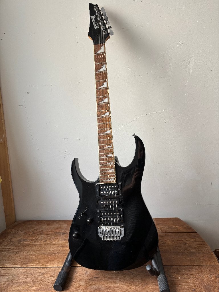 Guitare électrique gaucher Ibanez GIO GRG170DX noire, Musique & Instruments, Instruments à corde | Guitares | Électriques, Enlèvement