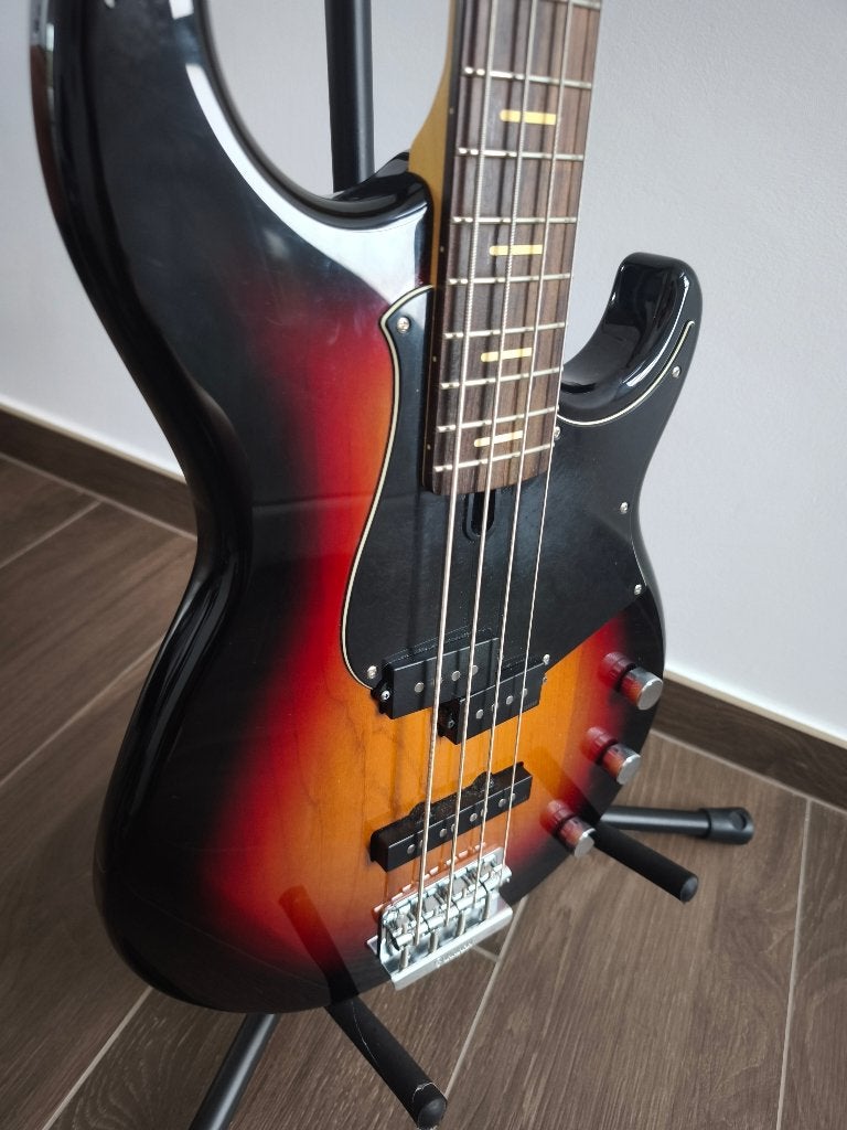 Basse - Yamaha BBP34, Musique & Instruments, Instruments à corde | Guitares | Basses, Enlèvement, Comme neuf, Électrique