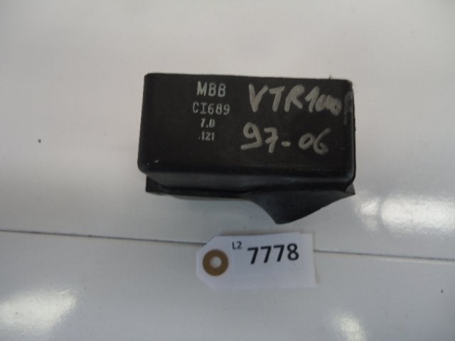 VTR1000F 1997 - 2006 Honda CDI D1-30427