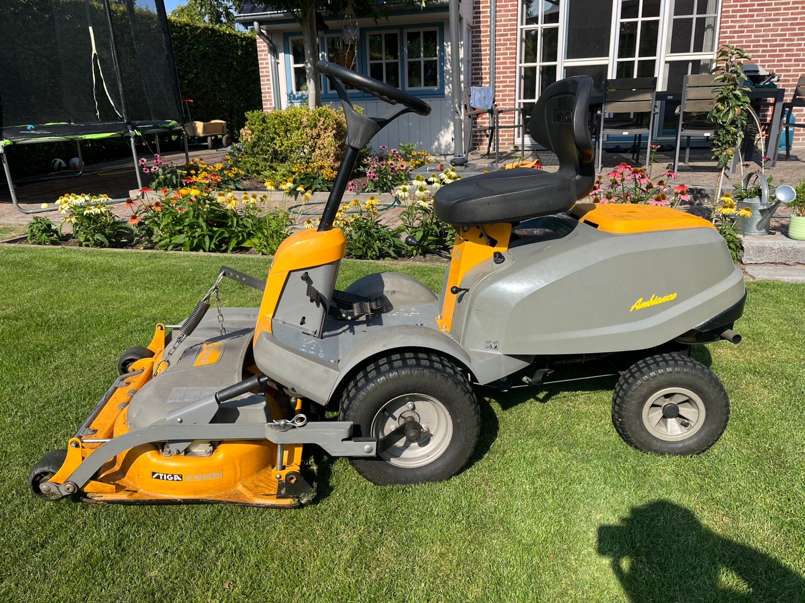 Stiga villa mulchmaaier in nette staat, Ophalen, Zo goed als nieuw, Elektrische starter, Minder dan 90 cm
