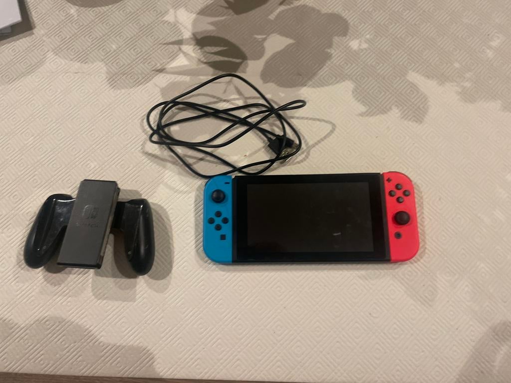 Nintendo + cable + manette, Consoles de jeu & Jeux vidéo, Enlèvement ou Envoi, Comme neuf