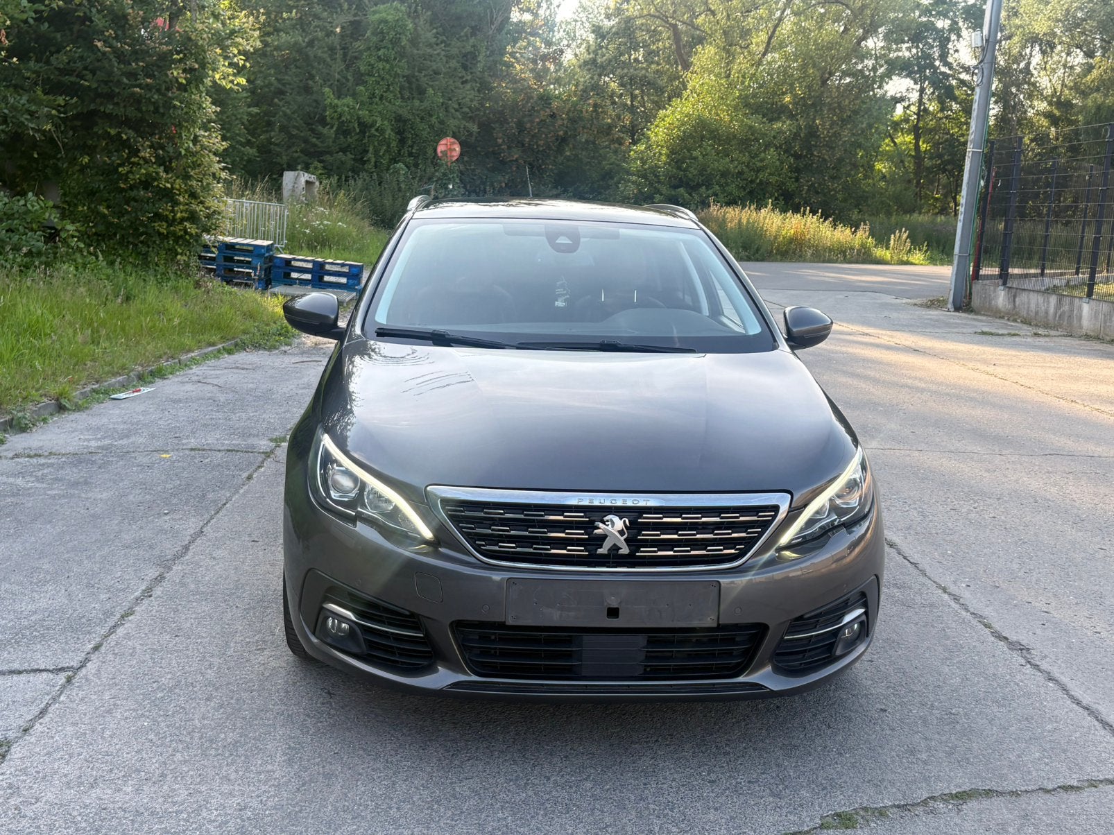 Peugeot 308 sw 1.5 HDI 2019(Pano,Leder) Euro 6 D-Temp, Autos, Peugeot, Particulier, ABS, Régulateur de distance, Airbags, Air conditionné