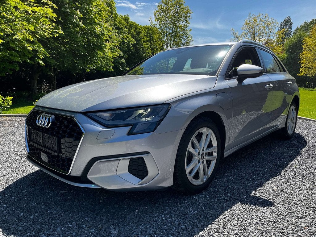 Audi A3 Audi A3 Sportback 40 TFSI e PHEV S-TRONIC 204CV, 1395 cm³, Argent ou Gris, Achat, Noir