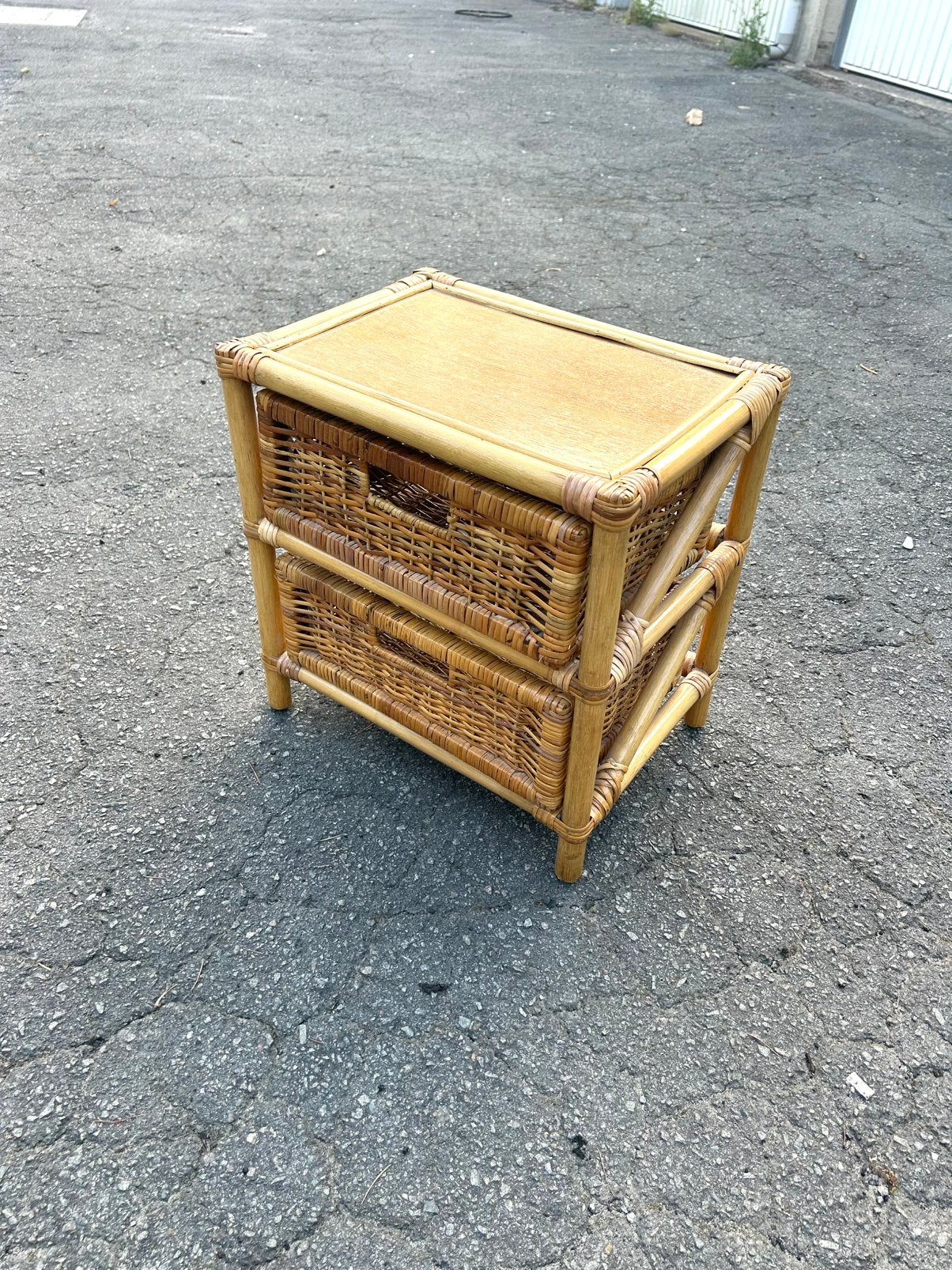 Mini-dressoir van rotan, Antiek en Kunst, Ophalen