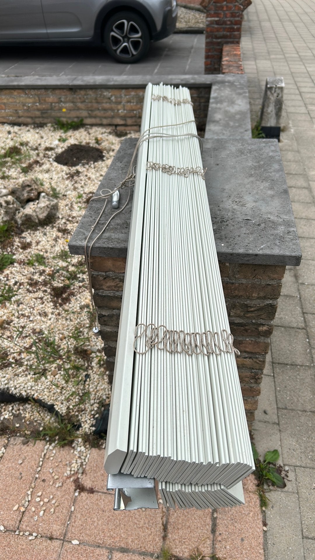 Luxaflex, Huis en Inrichting, Stoffering | Gordijnen en Lamellen, Ophalen, 220 cm, Beige, Zo goed als nieuw