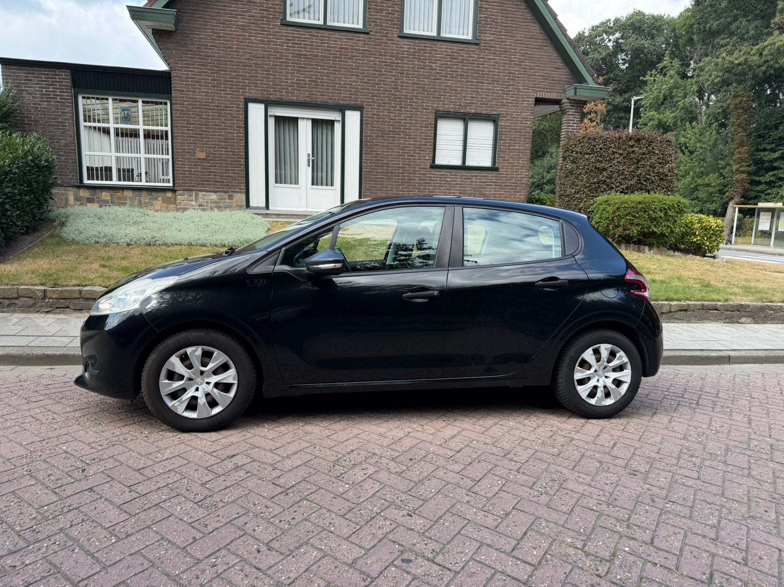 Peugeot 208, essence 1.2i, 092000km, Euro5, climatisation, Autos, Peugeot, Euro 5, Entreprise, Boîte manuelle, Entretenue par le concessionnaire