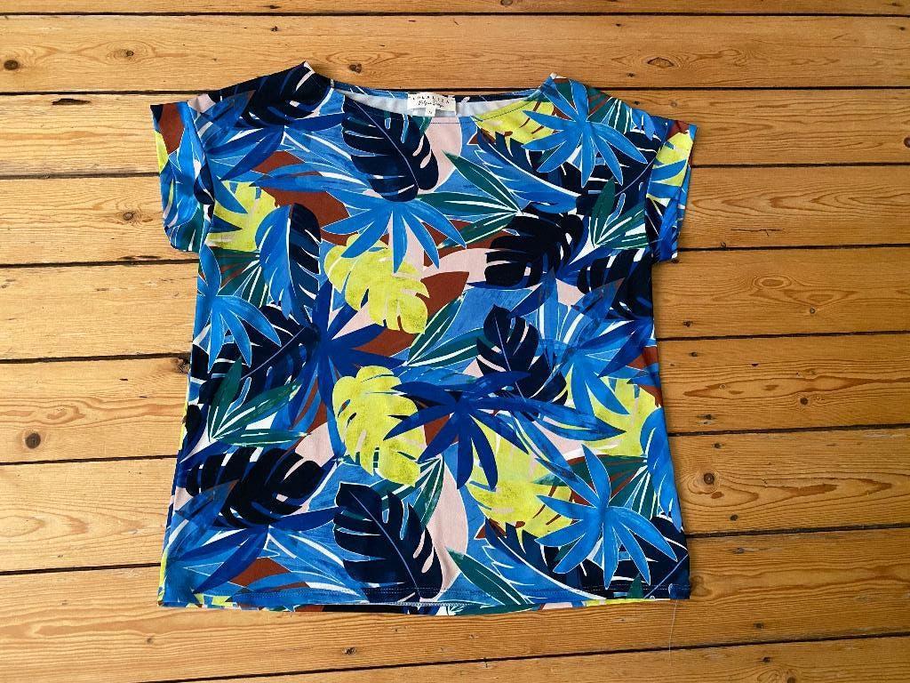 Als nieuw, maat M, merk Lola & Liza, Maat 38/40 (M), Ophalen of Verzenden, Zo goed als nieuw, Zonder mouw