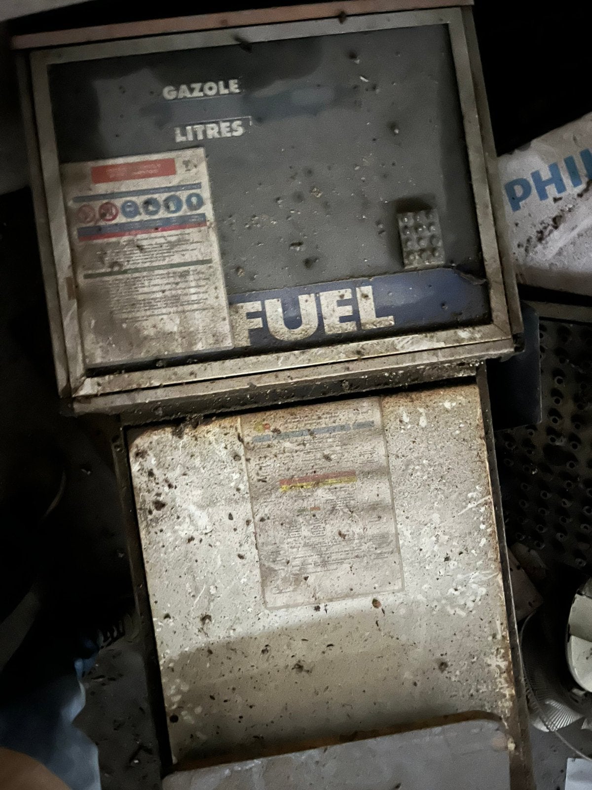 Pompe a carburant, Enlèvement
