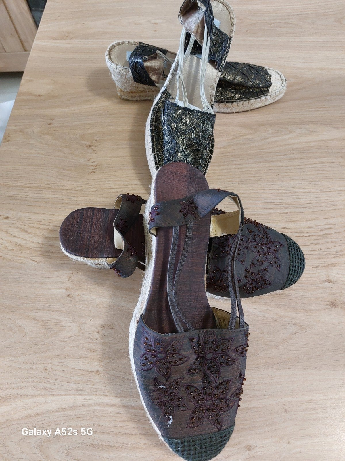 Espadrilles dame pointure 40 nouveau pour 10 € la paire, Animaux & Accessoires