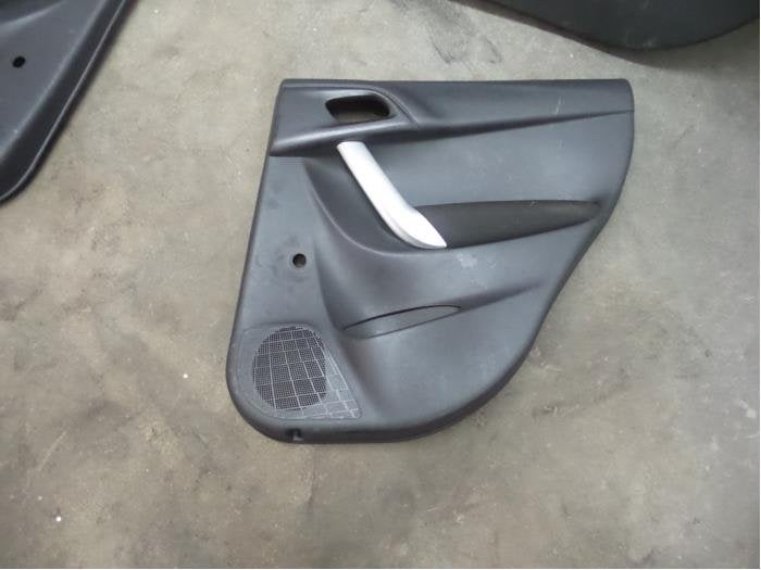 Revêtement portière 4portes arrière droite d'un Citroen C, Autos : Pièces & Accessoires, Habitacle & Garnissage, Citroën, Utilisé