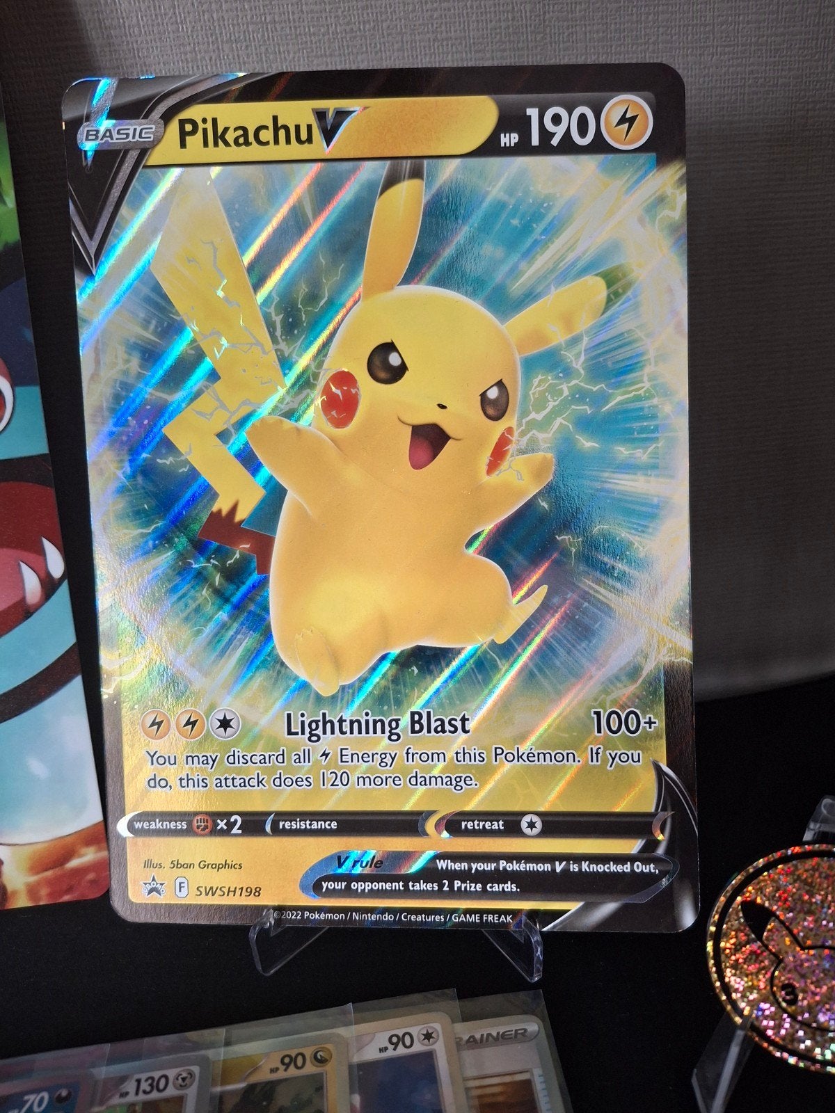 pikachu set met 25&30 jaar pokémon items!, Ophalen of Verzenden