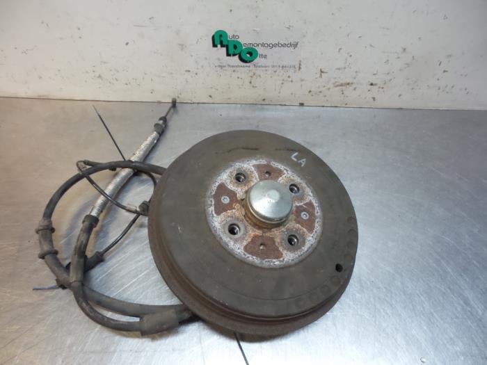 Tambour de frein arrière d'un Opel Corsa (Corsa D 07-), -, Opel, 3 mois de garantie, Utilisé