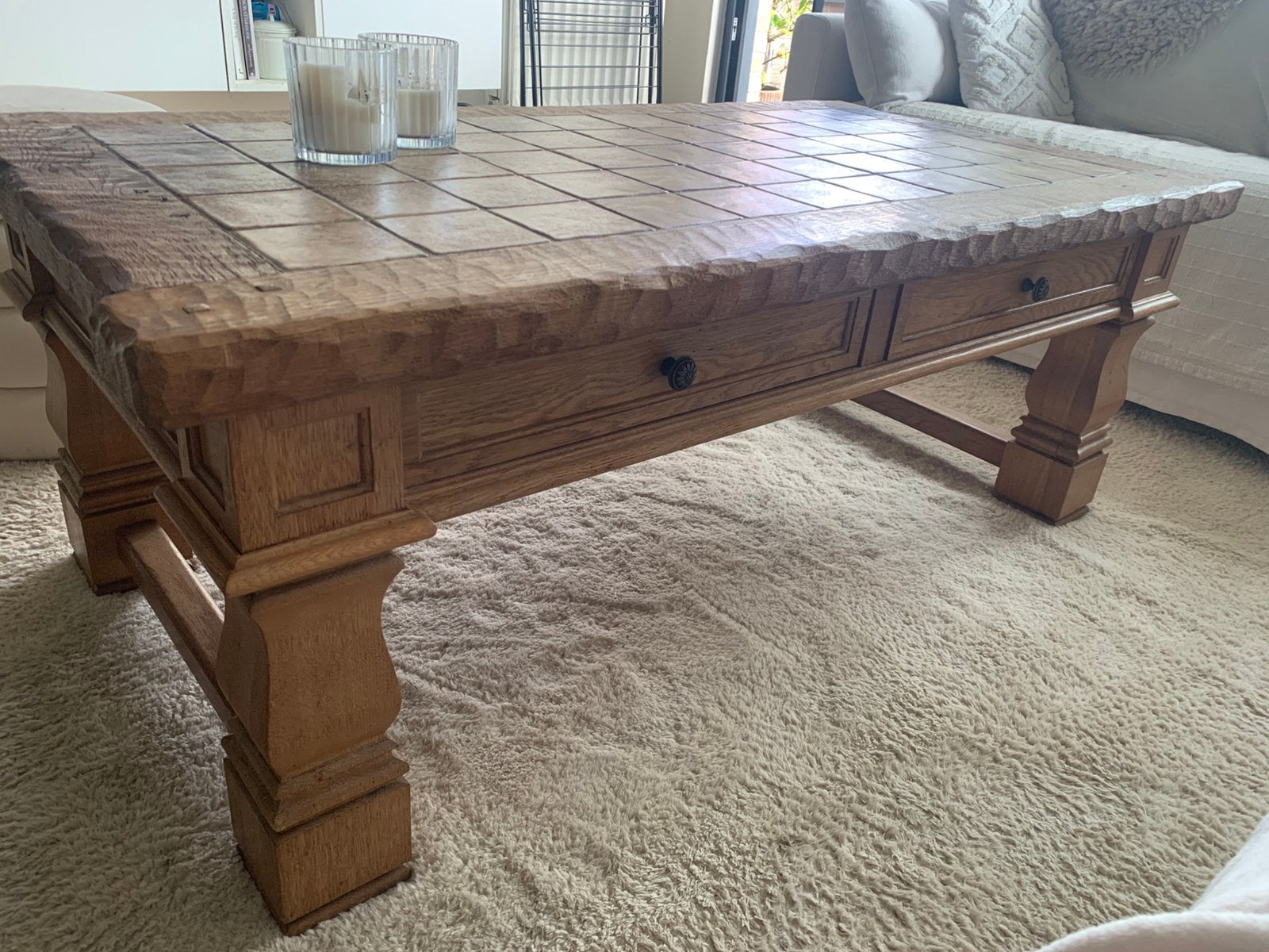 Houten salontafel met stenen blad, Ophalen