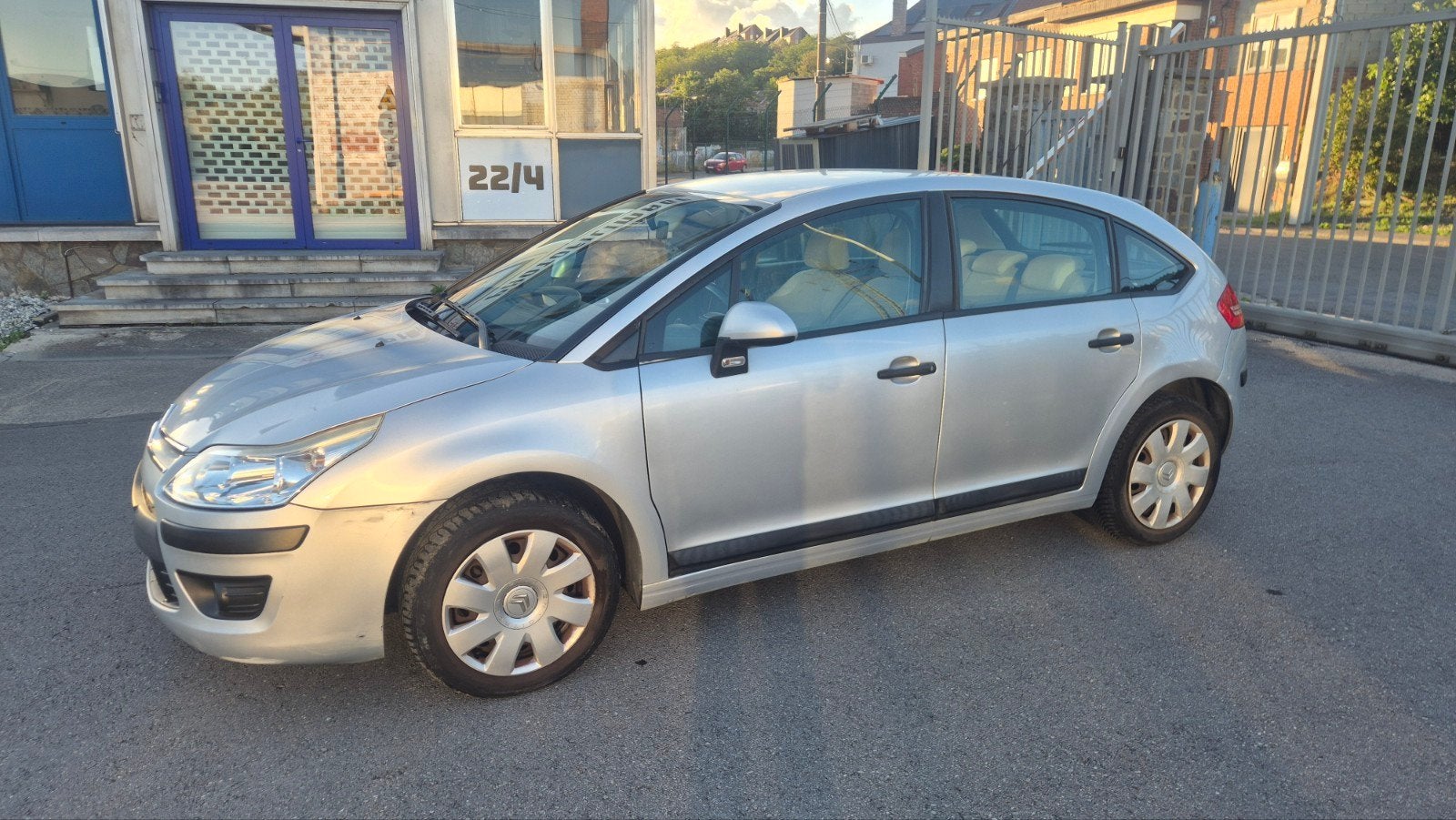 Citroen C4 Berline 1.6Hdi Km 176000.. An 2008 Ct Ok Clim, Auto's, Zwart, 1600 cc, Bedrijf, 5 deurs