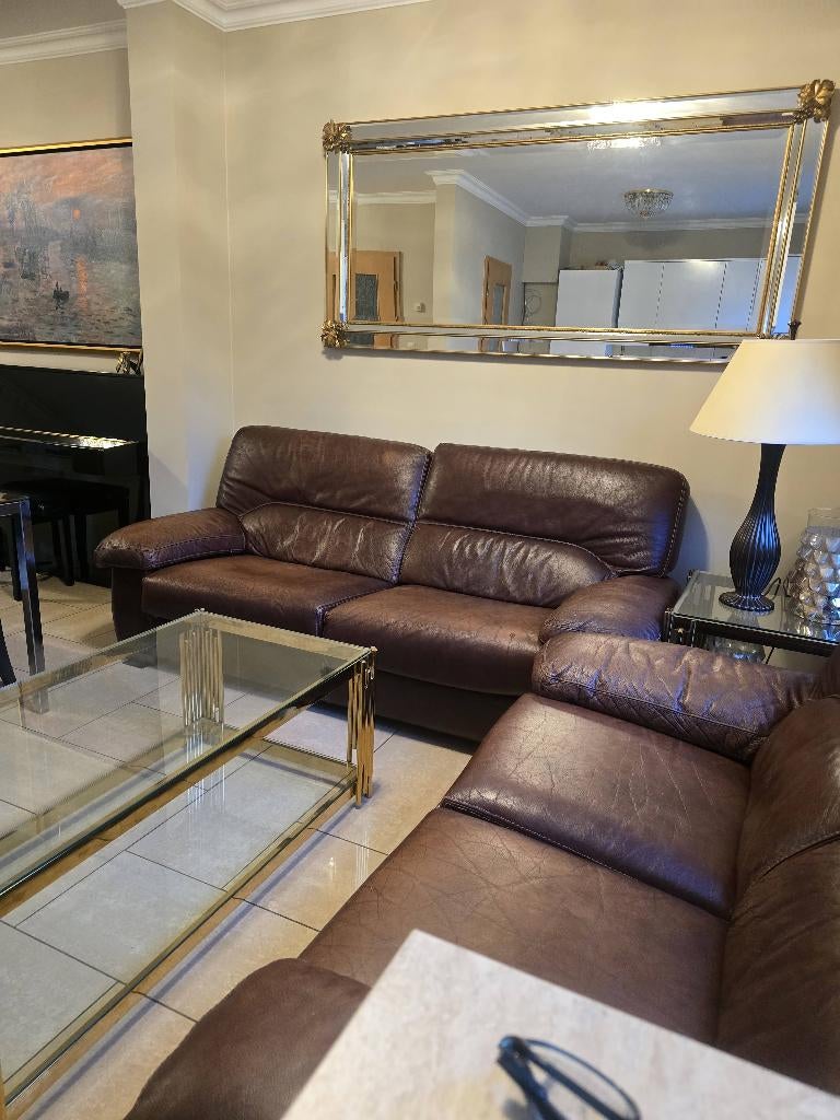 Canapé en cuir cHÂTEAU D'AX, 75 à 100 cm, Quatre personnes ou plus, Enlèvement, Utilisé