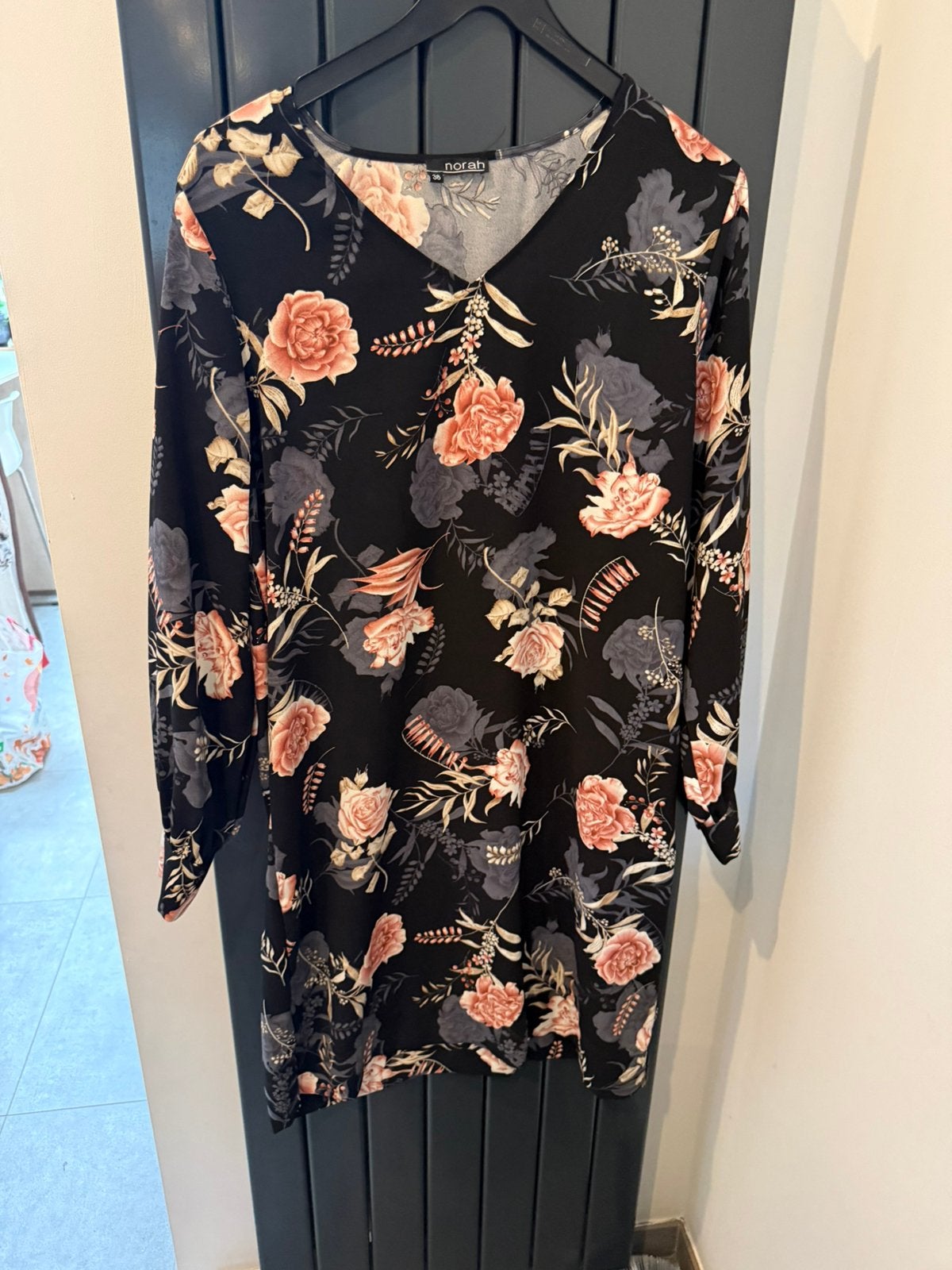 Twee mooie damesjurken!, Kleding | Dames, Ophalen, Zo goed als nieuw