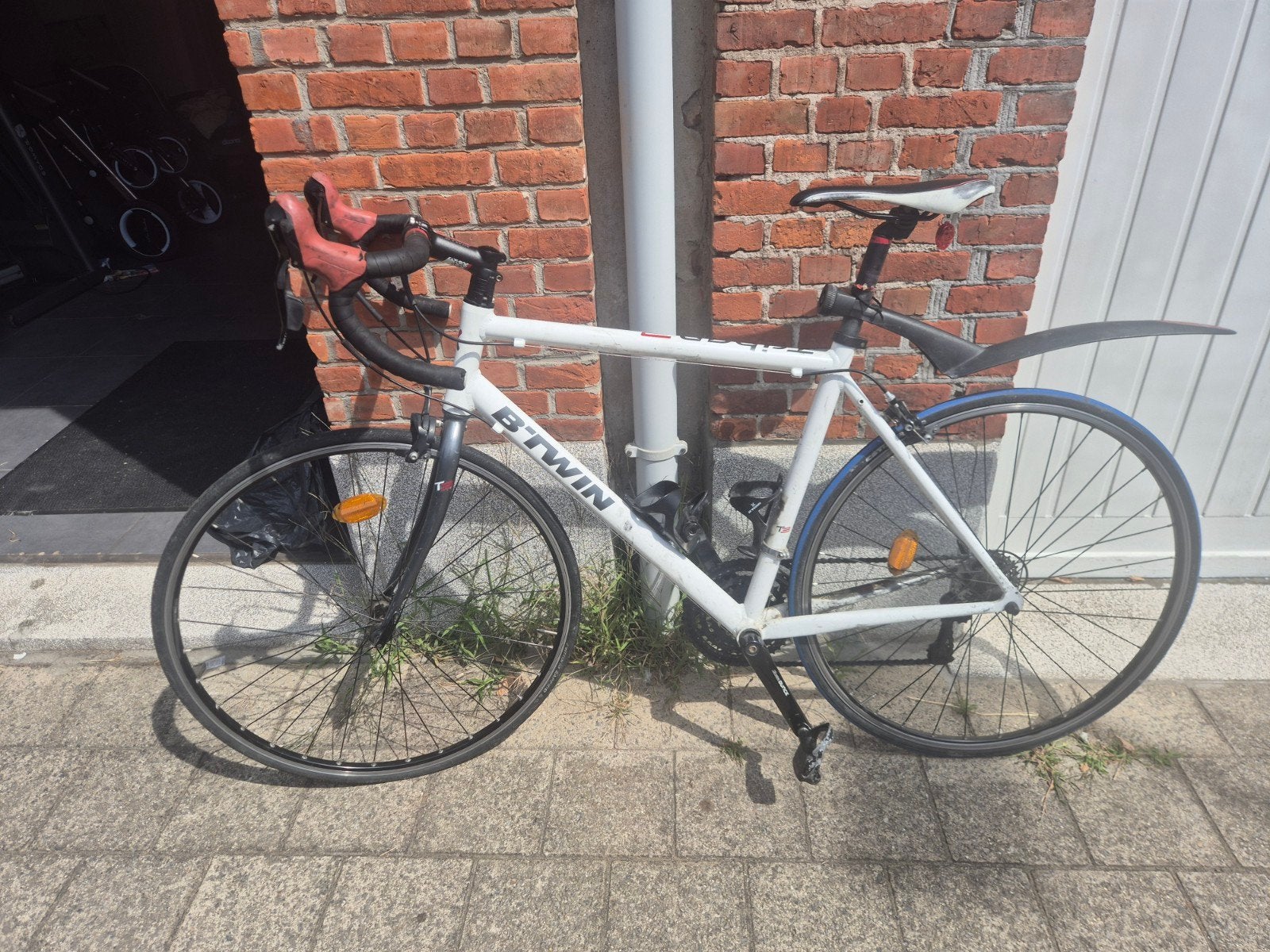 koersfiets BTwin Triban3, Autres marques, 10 à 15 vitesses, Frein sur jante, Enlèvement