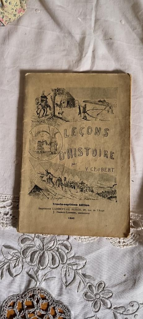 Ancien livre d'histoire  de la Belgique, Antiquités & Art, Enlèvement ou Envoi