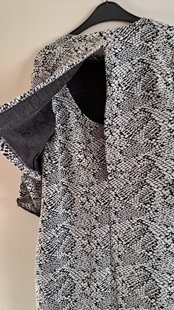 vide dressing pour femme (12 articles) tout à 7 euros, Ophalen of Verzenden