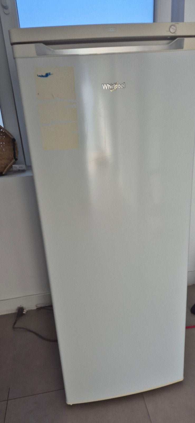te koop: Whirlpool diepvriezer in goede en werkende staat, Minder dan 60 cm, Zo goed als nieuw, 140 tot 160 cm, Vrijstaand