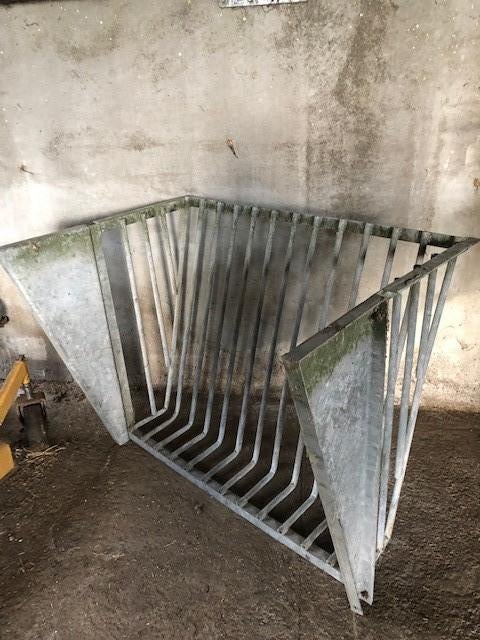 casier à foin, Enlèvement, Comme neuf