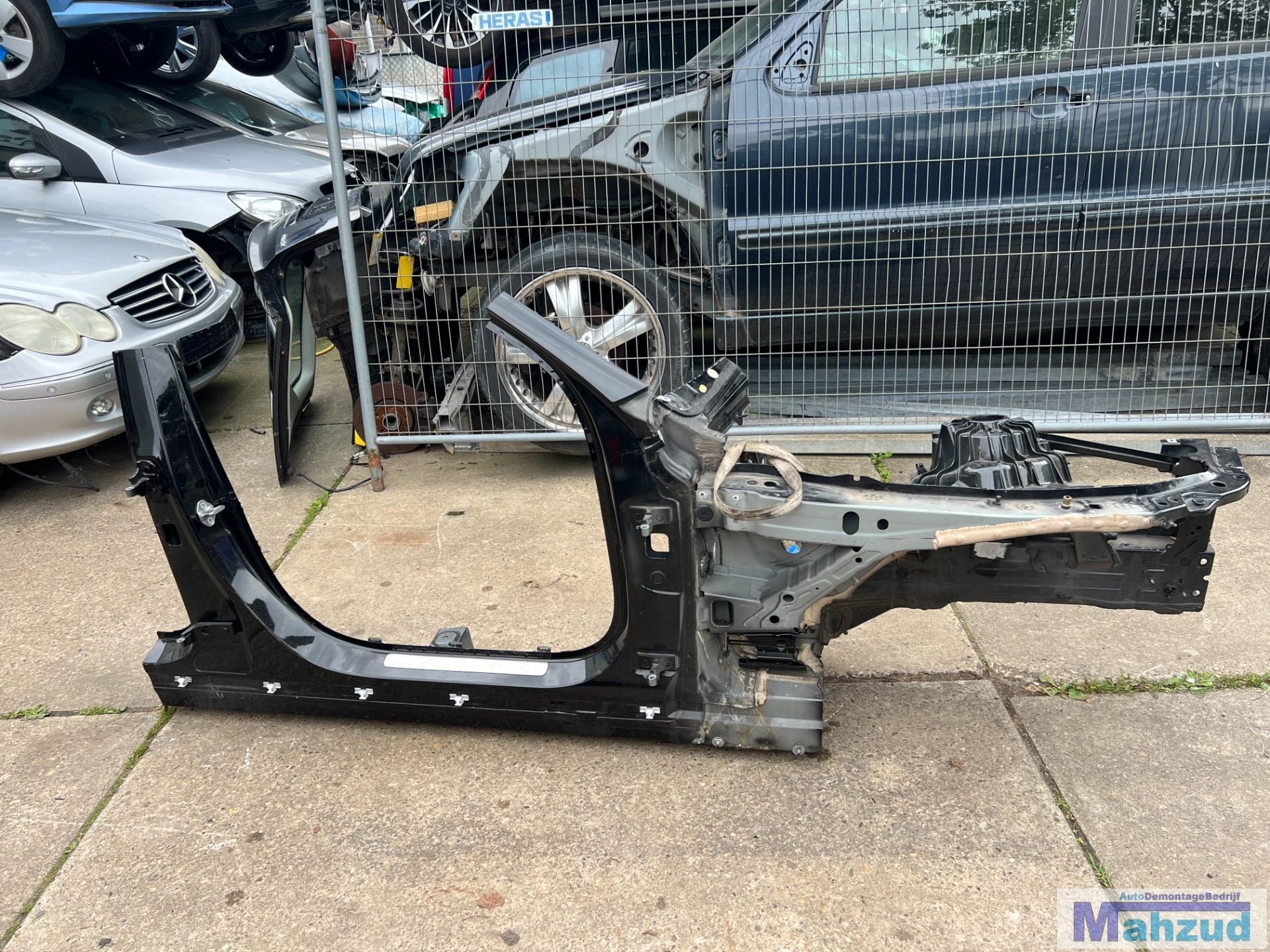 MERCEDES C KLASSE W206 rechts kreukelzone dorpel a b stijl, Gebruikt, Mercedes-Benz AG, Mercedes-Benz, Mercedesstrasse 120
70372  Stuttgart, DE