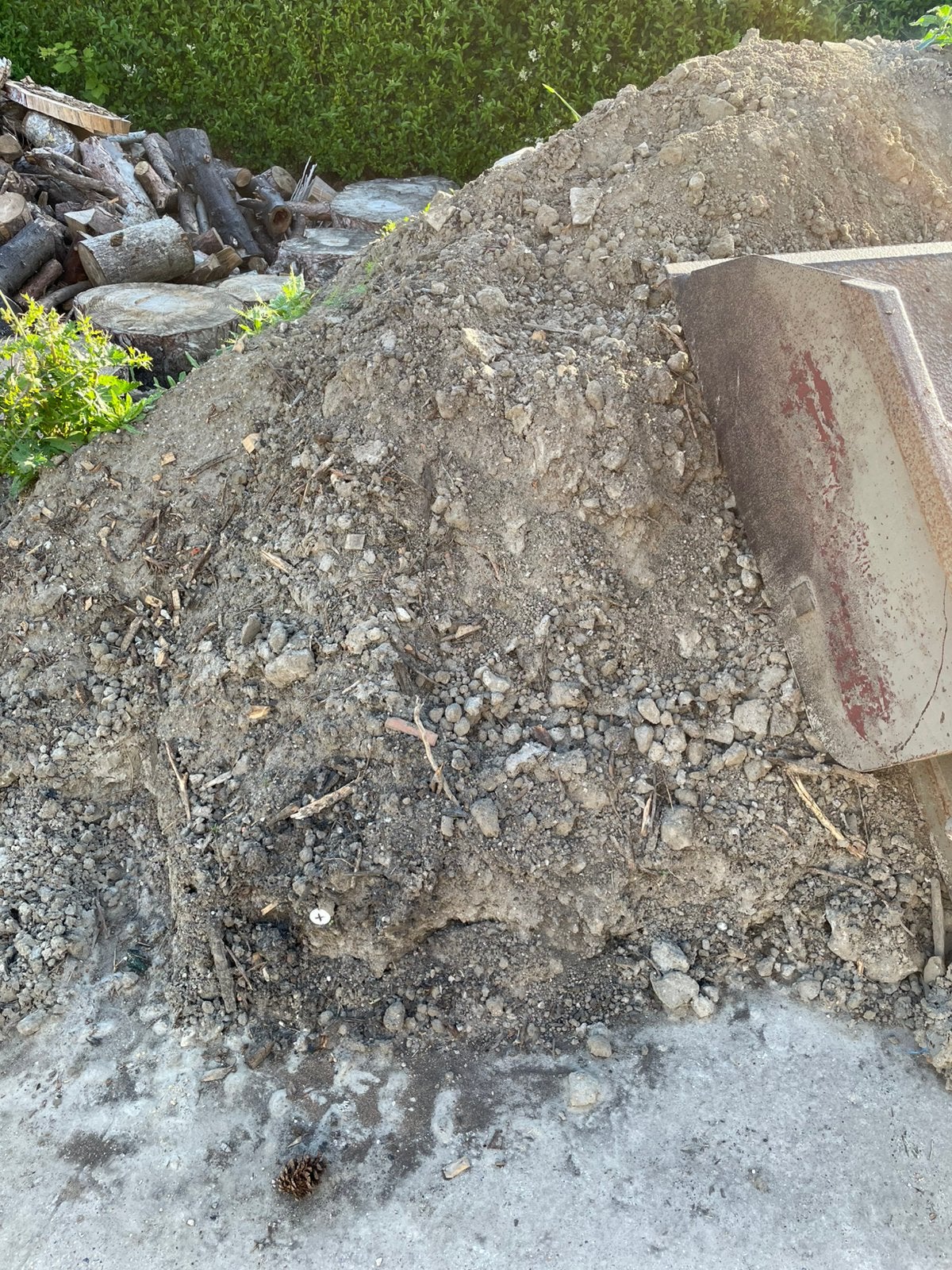 Gratis aarde Blankenberge, Ophalen, Zo goed als nieuw