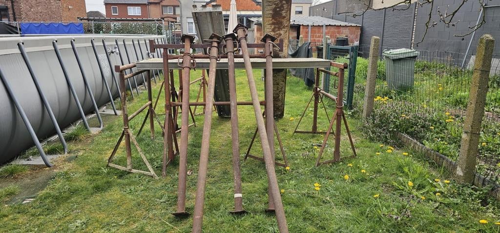 Stelling voor bouw, Ophalen, Gebruikt, Gevelsteiger, Minder dan 2 meter